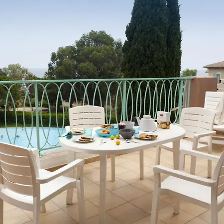 Les Rivages Des Issambres 2/3p6/7p Std *